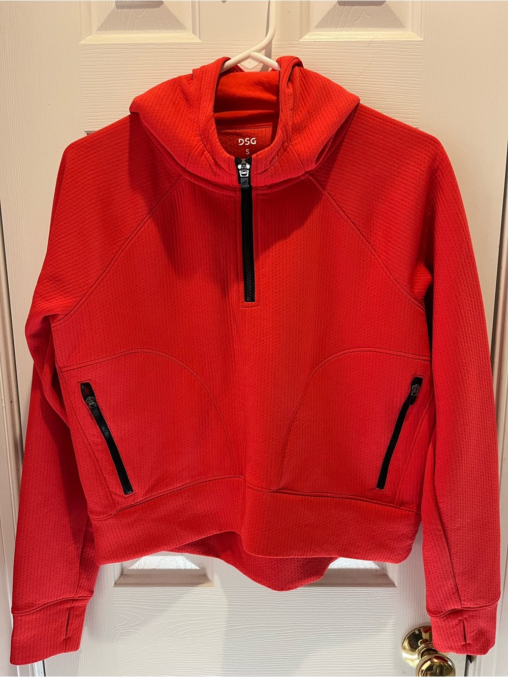 DSG Coral Long Sleeve Hoodie with Thumbholes size S